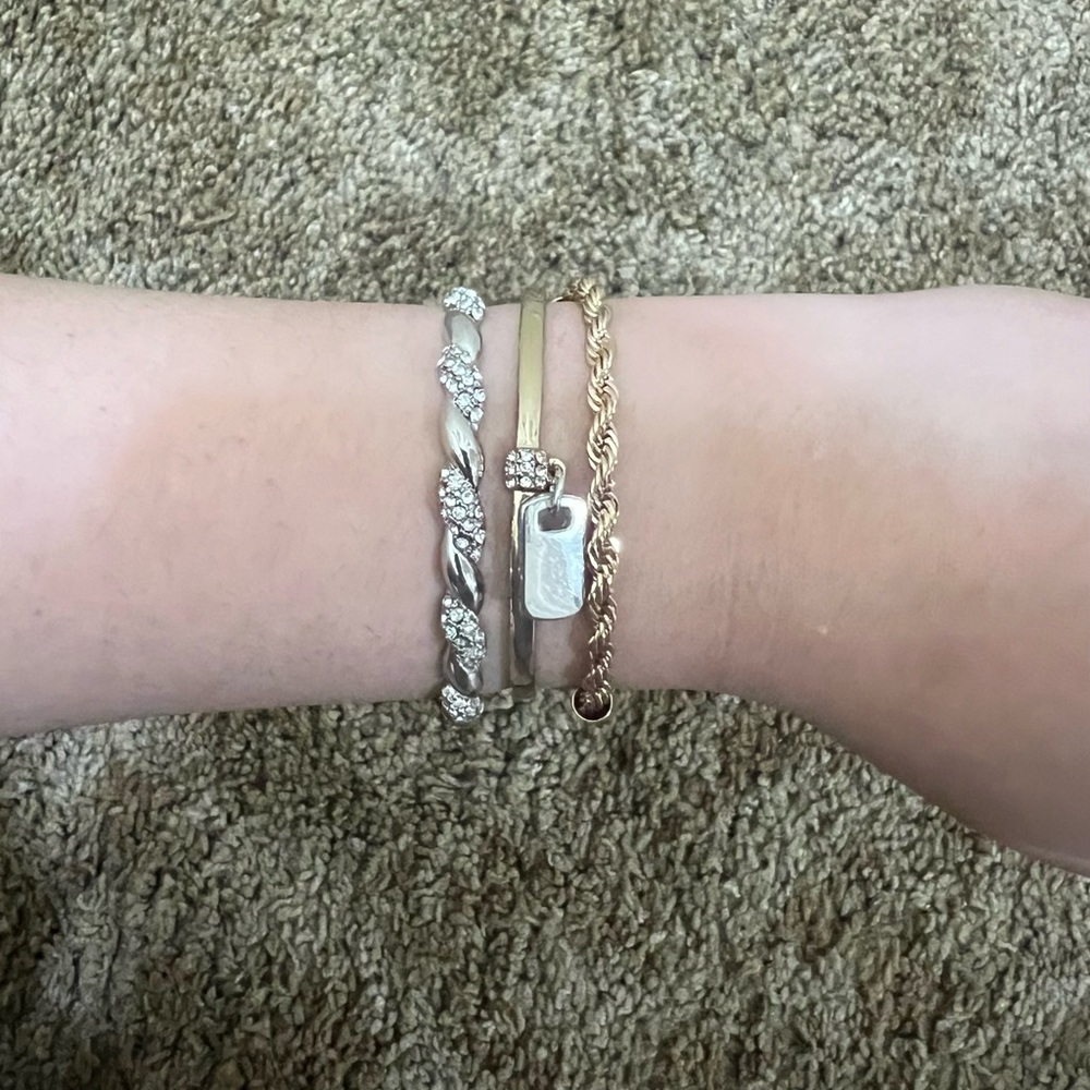 Guess bracelet set